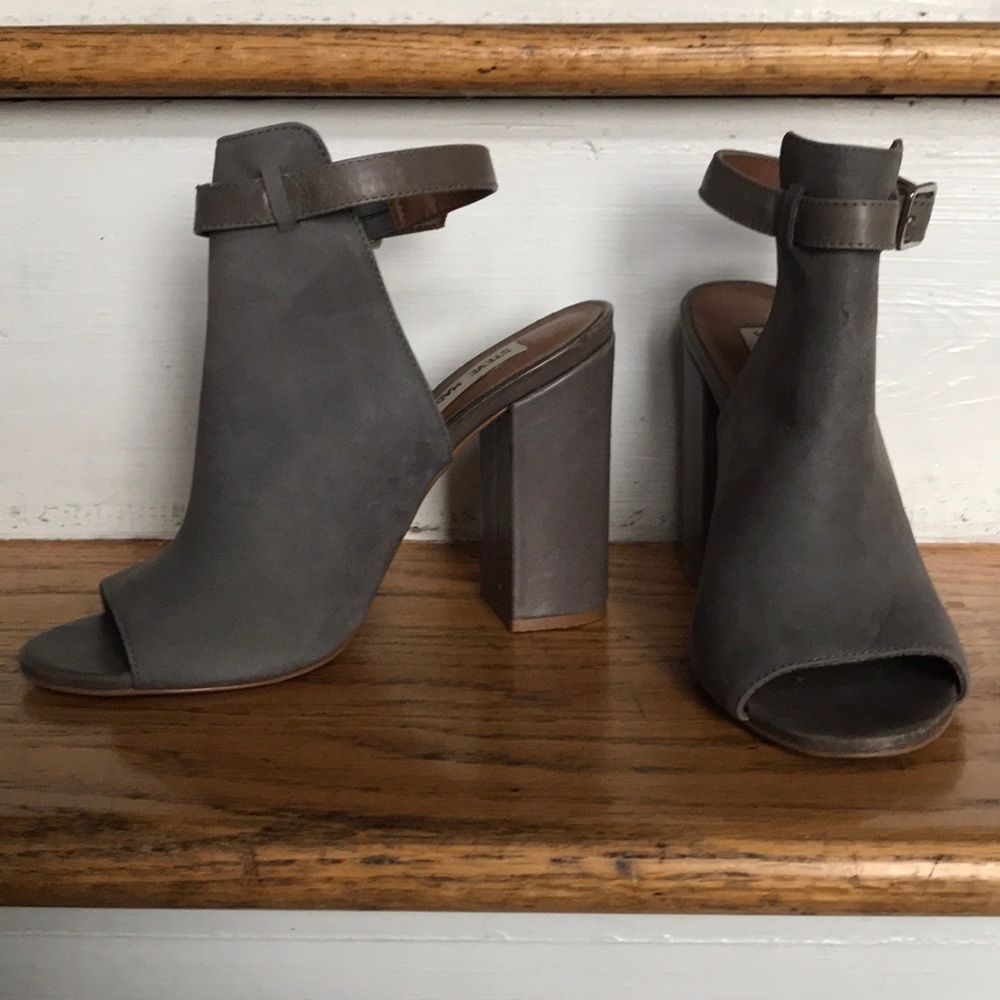 Steve Madden Carnabi heels